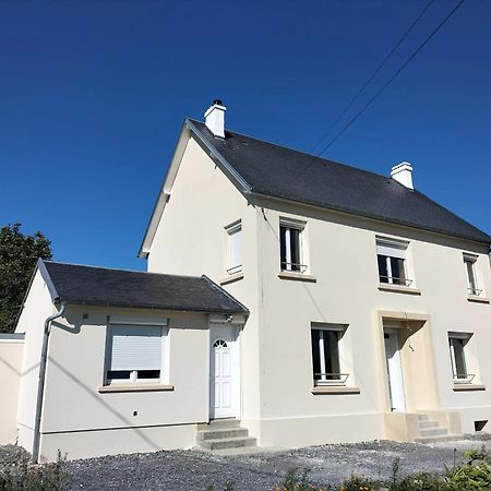 Studio Charmant A Vierville Sur Mer 30M² Avec Jardin 外观 照片